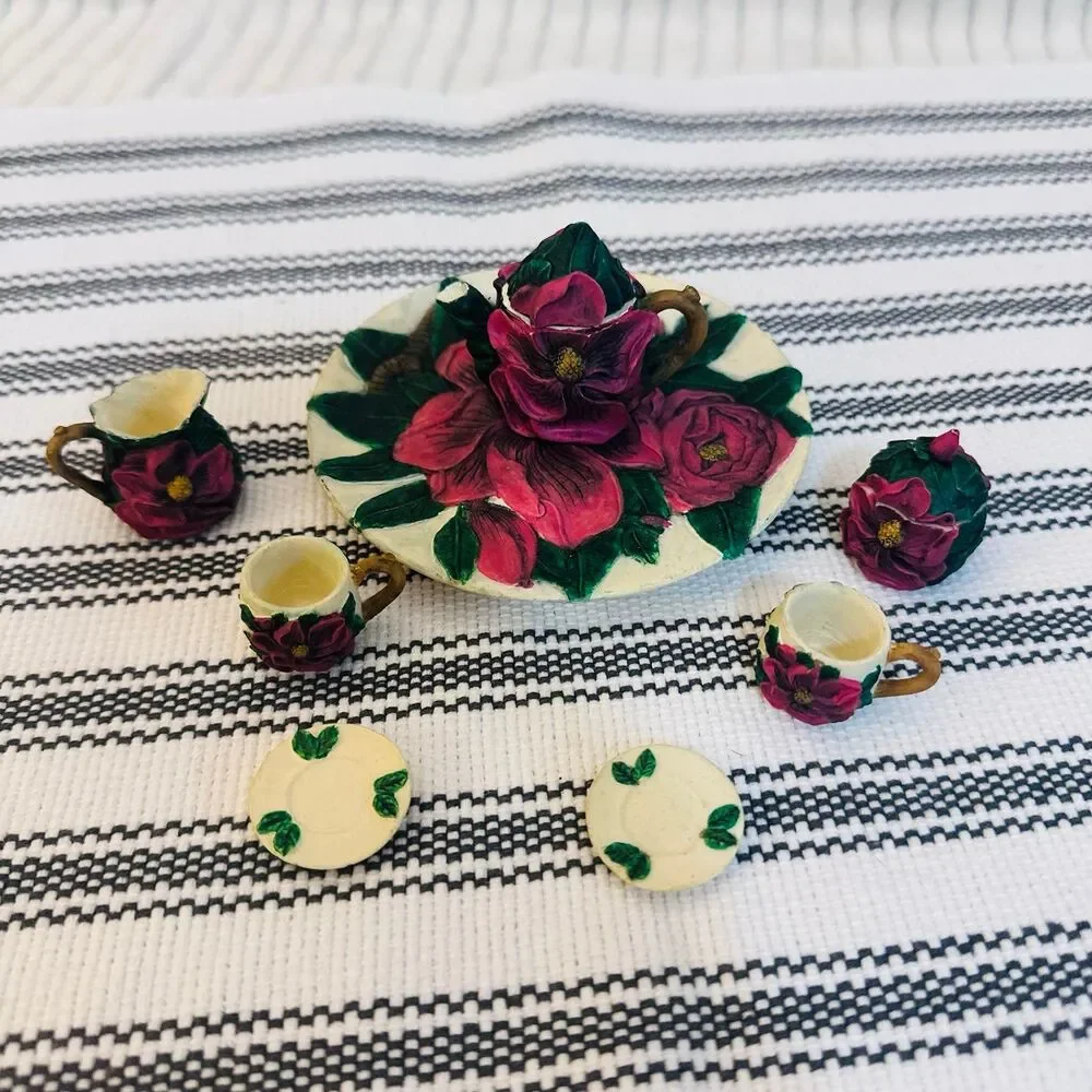 Vintage Magnolia Mini Floral Tea Set